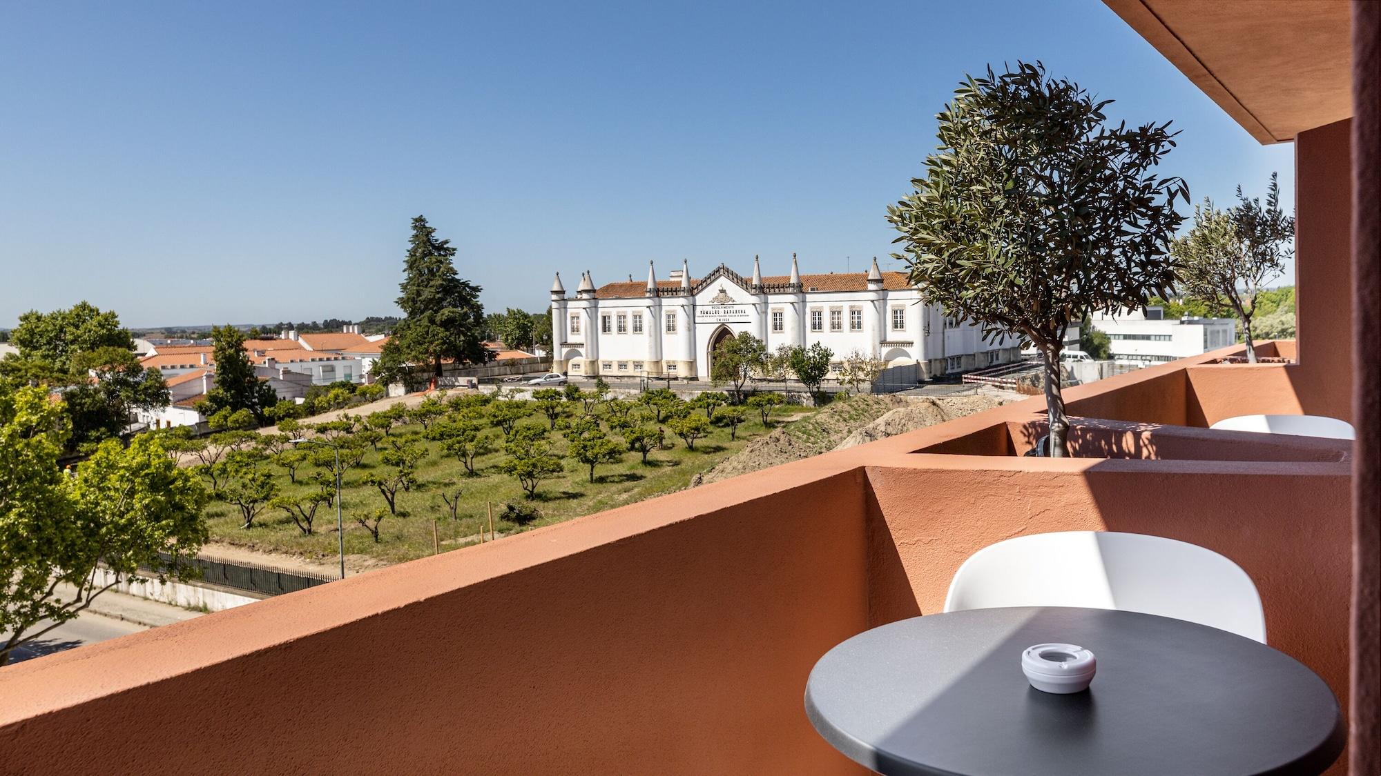 Vitoria Stone Hotel Évora Exterior foto